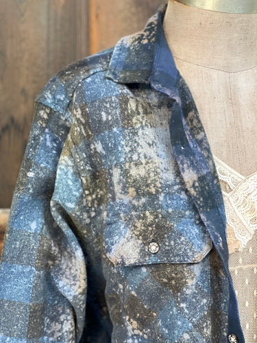 What Doesn't Kill Me Art Flannel